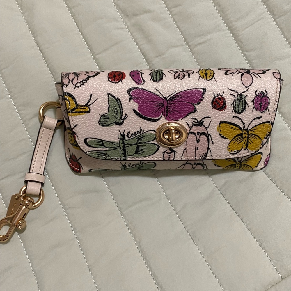 Coach Sunglasses Case in Creature (Butterfly) Print Like New